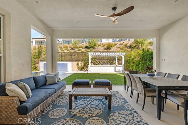 Detail Gallery Image 49 of 75 For 20725 W Bluebird Ct, Porter Ranch,  CA 91324 - 5 Beds | 5/1 Baths