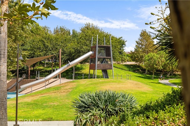 Detail Gallery Image 38 of 60 For 42 Castellana, Lake Forest,  CA 92630 - 4 Beds | 3 Baths