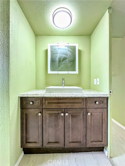 Detail Gallery Image 12 of 24 For 1913 Chain Ave, Lake Isabella,  CA 93240 - 3 Beds | 1 Baths