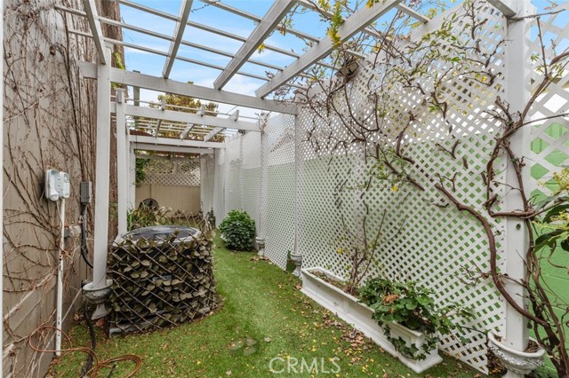 Detail Gallery Image 33 of 50 For 3595 Santa Fe Ave #90,  Long Beach,  CA 90810 - 3 Beds | 2 Baths