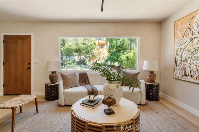Image 6 of 40 For 1915 Avenue 52