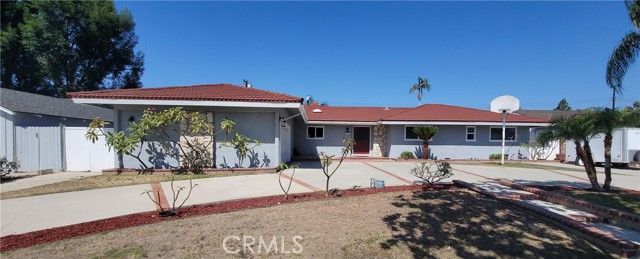 3401 Madonna Drive, Fullerton CA: https://media.crmls.org/medias/2d6d2d34-7524-4003-b1f2-5baca68771f5.jpg