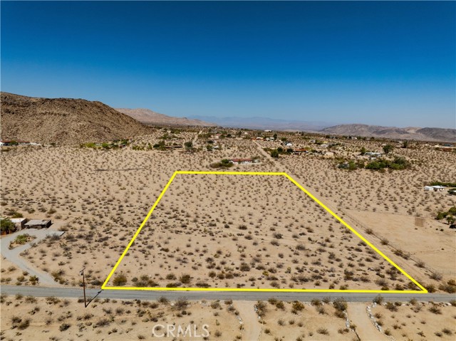 Detail Gallery Image 1 of 21 For 7054 Canyon Rd, Twentynine Palms,  CA 92277 - – Beds | – Baths