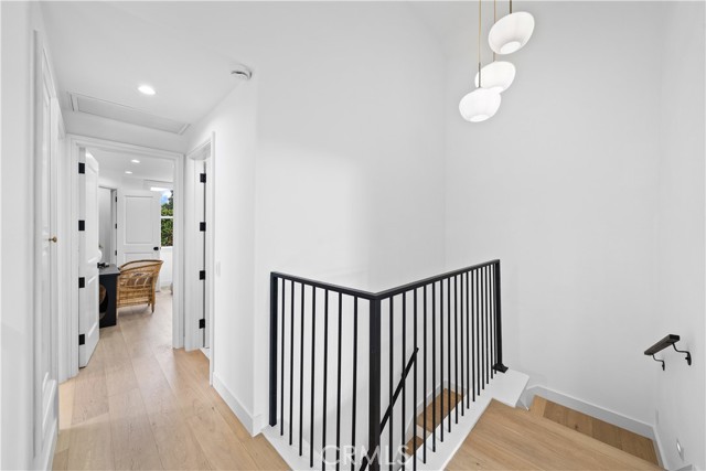 Detail Gallery Image 23 of 61 For 16214 Bimini, Huntington Beach,  CA 92649 - 5 Beds | 3 Baths