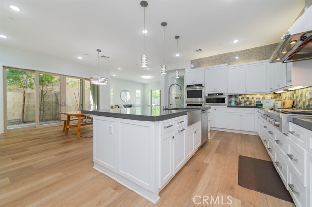 Detail Gallery Image 6 of 21 For 53 Lunar, Irvine,  CA 92618 - 4 Beds | 4/1 Baths