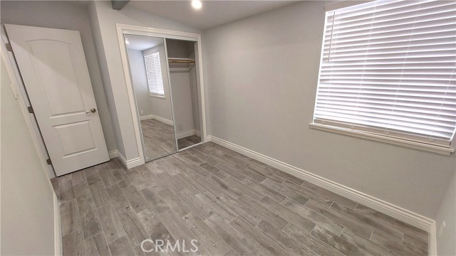 Detail Gallery Image 26 of 35 For 8649 Cantaloupe Ave, Panorama City,  CA 91402 - 3 Beds | 3 Baths
