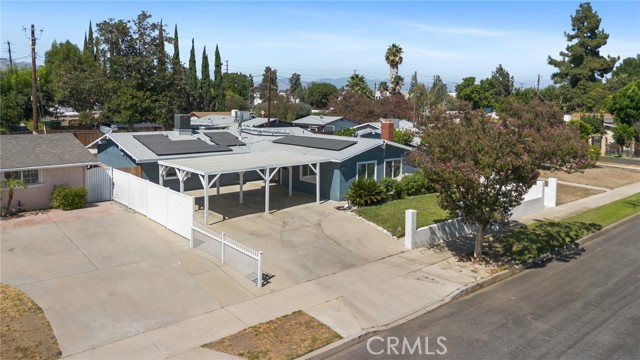 19945 Gresham Street, Northridge CA: https://media.crmls.org/medias/2d6f2be9-dfeb-47f7-8c8b-11cfb8902197.jpg