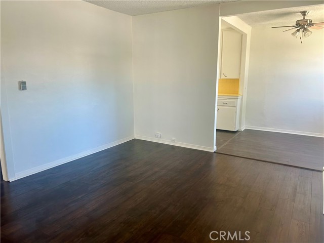 20 S Vega Street, Alhambra CA: https://media.crmls.org/medias/2d6fb3f4-52e0-4237-8537-ca868ce69560.jpg