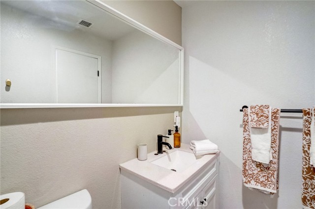 Detail Gallery Image 20 of 46 For 4774 Avenida Del Sol, Joshua Tree,  CA 92252 - 3 Beds | 2 Baths