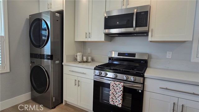 Detail Gallery Image 13 of 36 For 3280 Orlando Rd, Pasadena,  CA 91107 - 3 Beds | 2 Baths