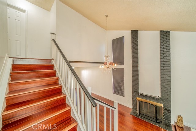 Detail Gallery Image 16 of 41 For 11327 Oakwood Dr, Fontana,  CA 92337 - 3 Beds | 2/1 Baths