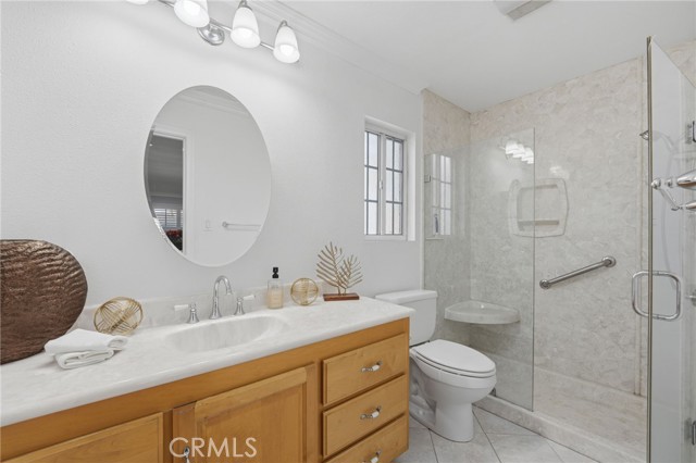 Detail Gallery Image 11 of 29 For 9809 Houghton Ave, Santa Fe Springs,  CA 90670 - 3 Beds | 2 Baths