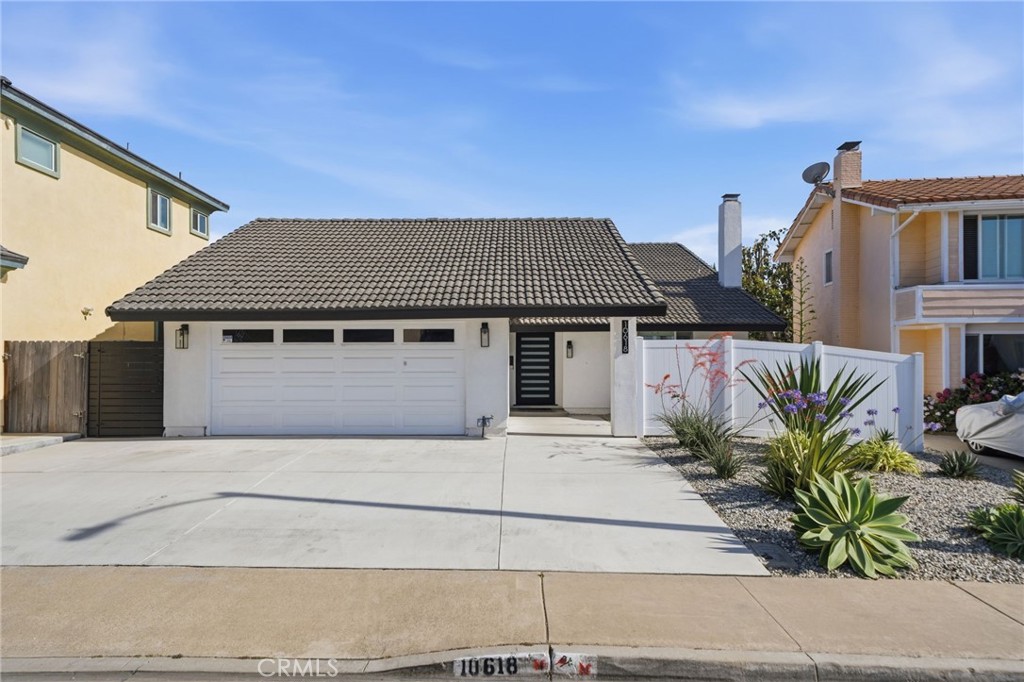 MLS #OC26121492 image #1
