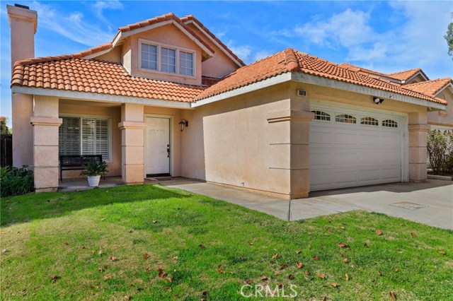 8018 Sorrento St, Fontana, CA 92336