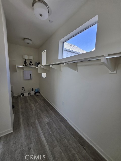 Detail Gallery Image 11 of 21 For 1963 Novus Pl, Costa Mesa,  CA 92627 - 3 Beds | 2/1 Baths