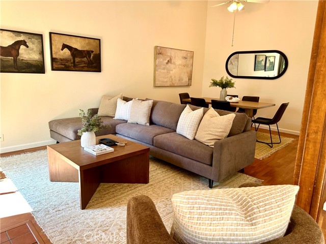 570 Peach Street, San Luis Obispo CA: https://media.crmls.org/medias/2d727146-c0f8-4a70-91e9-cac19d21da2d.jpg
