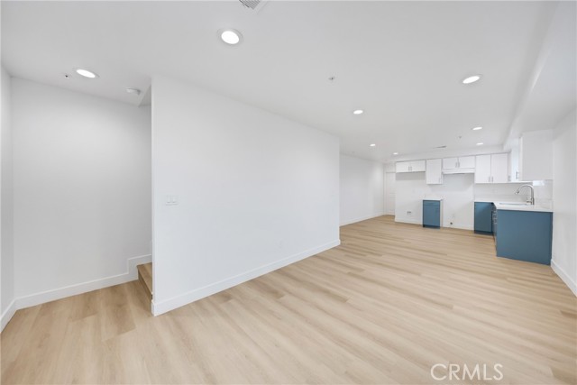 Image 45 of 62 For 3549 4th Street