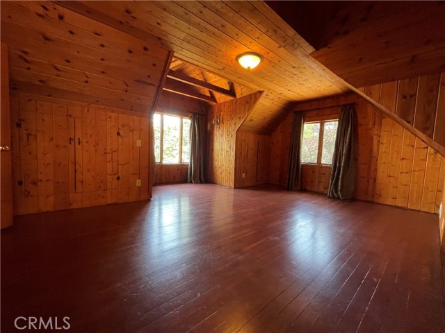 28665 Willow Road, Lake Arrowhead CA: https://media.crmls.org/medias/2d72eed7-859c-43bb-bb48-cbe22397703e.jpg