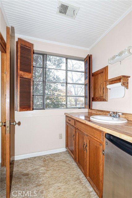 Upstairs kitchenette