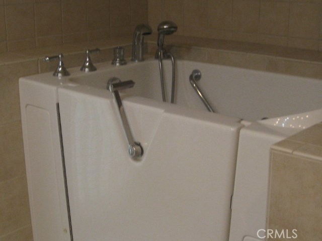 Detail Gallery Image 20 of 28 For 5062 Avenida Del Sol, Laguna Woods,  CA 92637 - 3 Beds | 2 Baths