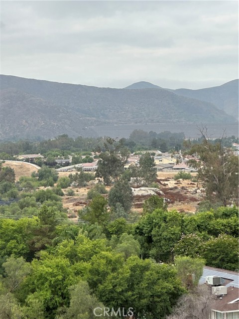 Detail Gallery Image 7 of 8 For 25 Starlight Mesa Dr, Hemet,  CA 92543 - – Beds | – Baths