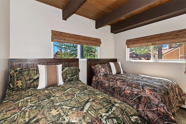 Detail Gallery Image 19 of 26 For 27994 W Shore, Lake Arrowhead,  CA 92352 - 3 Beds | 2 Baths