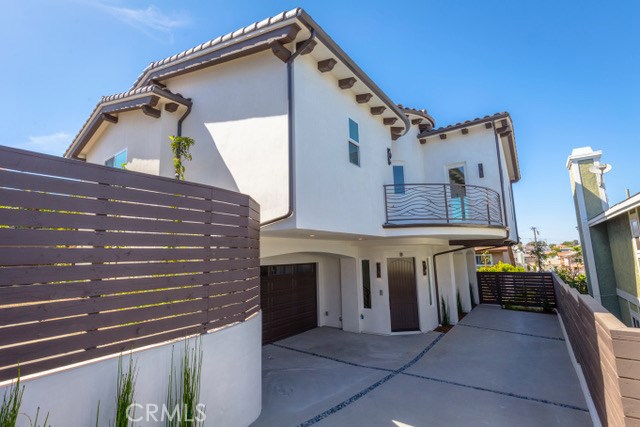 2003 Speyer Lane, Redondo Beach, California 90278, 4 Bedrooms Bedrooms, ,3 BathroomsBathrooms,Residential,Sold,Speyer,PV17102524