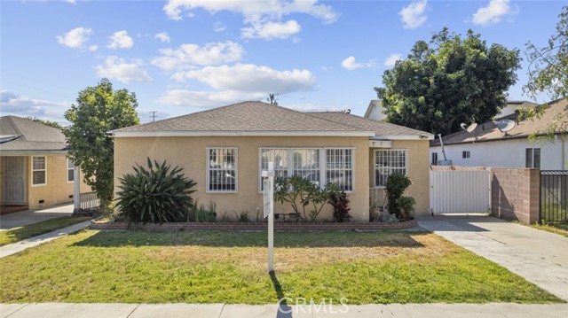 Detail Gallery Image 2 of 44 For 9625 Alexander Ave, South Gate,  CA 90280 - 3 Beds | 2 Baths