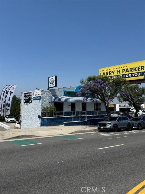 Image 2 of 3 For 7616 Foothill Boulevard