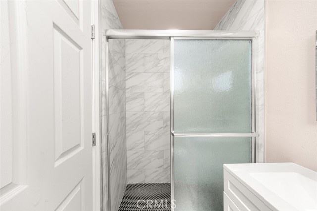 610 W Glen Lyn Drive, Glendora CA: https://media.crmls.org/medias/2d786fca-602e-4103-897b-39b3a256f785.jpg