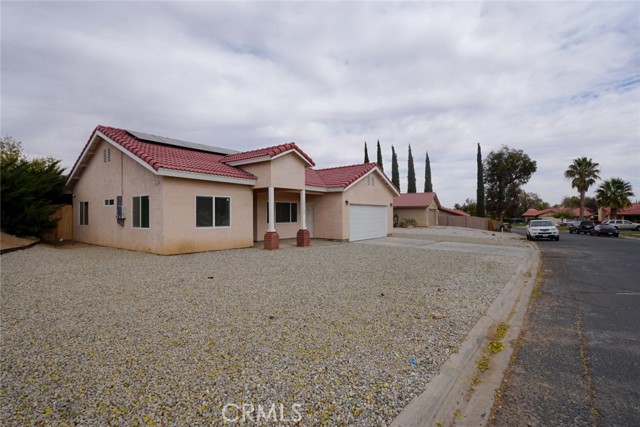 Detail Gallery Image 2 of 31 For 10304 Primrose Ave, Hesperia,  CA 92345 - 3 Beds | 2 Baths