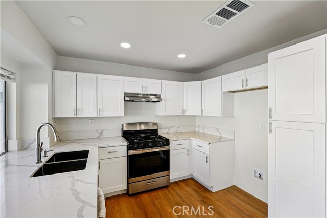 Detail Gallery Image 8 of 29 For 11897 Graham St, Moreno Valley,  CA 92557 - 3 Beds | 2/1 Baths