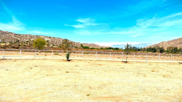 Detail Gallery Image 54 of 55 For 23711 California Ave, Hemet,  CA 92545 - 5 Beds | 3 Baths