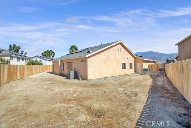 Detail Gallery Image 26 of 36 For 24871 Loire Ct, Hemet,  CA 92544 - 4 Beds | 2 Baths