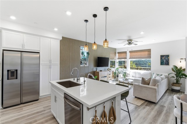 Detail Gallery Image 10 of 49 For 116 Sunstone Place, Rancho Mission Viejo,  CA 92694 - 3 Beds | 2/1 Baths