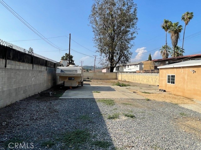 1531 W Holt Avenue, Pomona CA: https://media.crmls.org/medias/2d7bc1e1-d6cb-435e-8599-783746141418.jpg