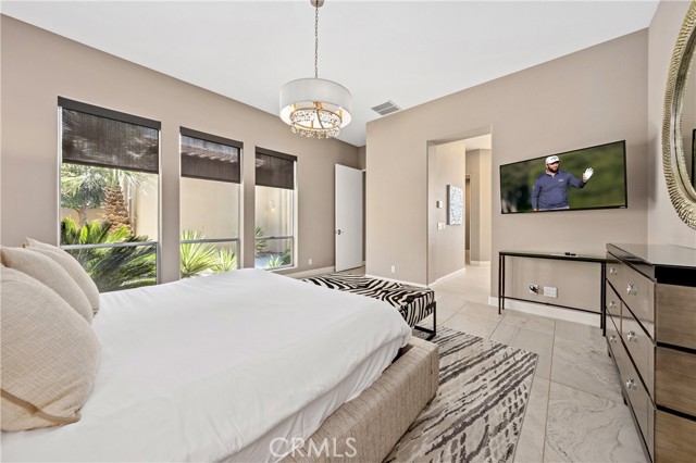 56720 Jack Nicklaus Boulevard, La Quinta CA: https://media.crmls.org/medias/2d7bccfd-a658-4326-9436-4db295015910.jpg