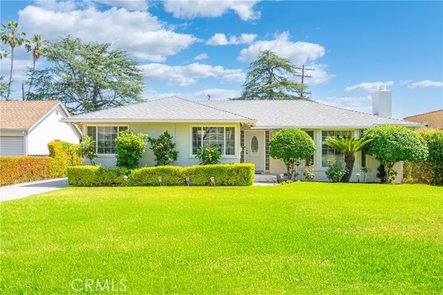 2030 Paloma Street, Pasadena CA: https://media.crmls.org/medias/2d7c2368-a534-444d-8bed-fb3c7ff1f337.jpg