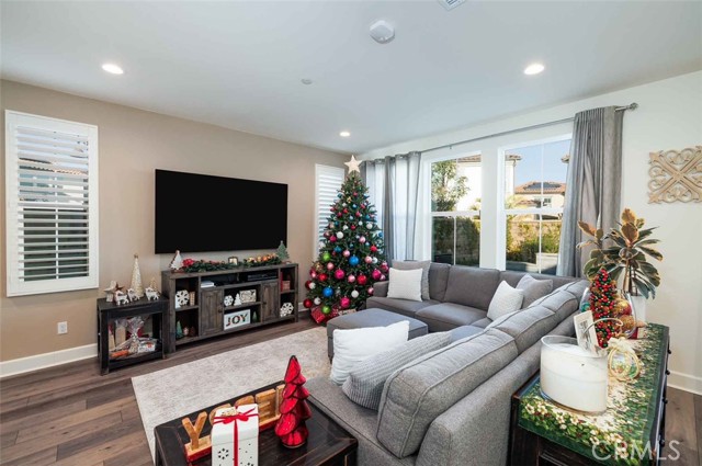 Detail Gallery Image 22 of 57 For 1232 E Providence, Placentia,  CA 92870 - 4 Beds | 4 Baths