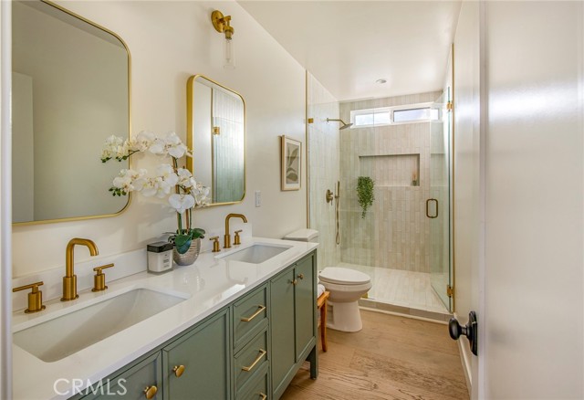 Detail Gallery Image 18 of 20 For 5125 Meridian St, Los Angeles,  CA 90042 - 3 Beds | 2 Baths