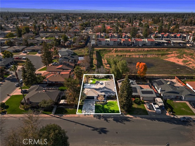 Detail Gallery Image 23 of 26 For 3409 Flagstaff Way, Bakersfield,  CA 93309 - 3 Beds | 2 Baths