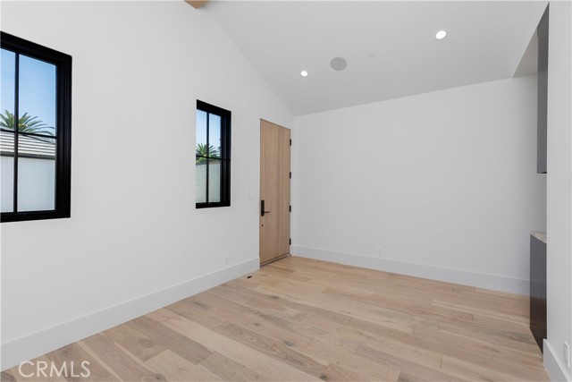 577 36th Street, Manhattan Beach, California 90266, 5 Bedrooms Bedrooms, ,5 BathroomsBathrooms,Residential,Sold,36th,SB21113889