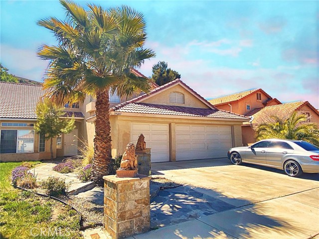 Detail Gallery Image 5 of 38 For 39221 Beacon Ln, Palmdale,  CA 93551 - 5 Beds | 3 Baths