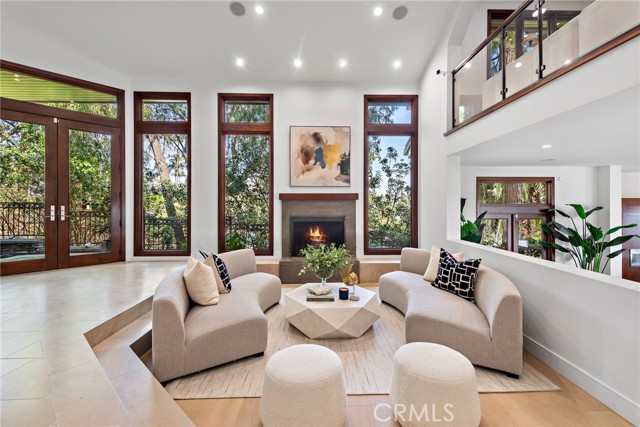 2907 Cliff Drive, Newport Beach CA: https://media.crmls.org/medias/2d803b8c-6f5e-4cfc-8a3e-aa82a5104e27.jpg