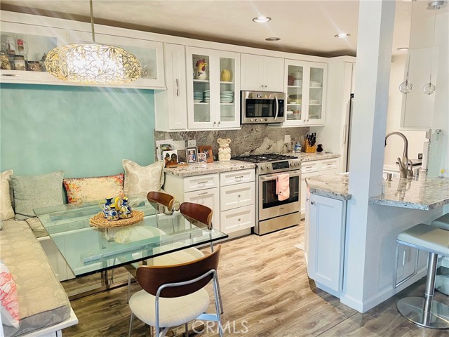 4009 Canario Street, Carlsbad CA: https://media.crmls.org/medias/2d809610-2745-4c10-a232-0962ac7cfdb5.jpg