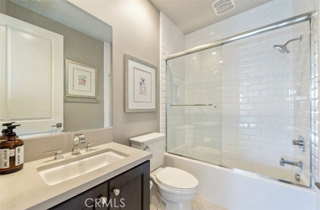 Detail Gallery Image 19 of 22 For 117 Frontier, Irvine,  CA 92620 - 4 Beds | 4/1 Baths