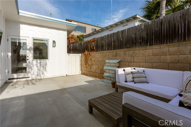 Detail Gallery Image 14 of 22 For 363 Ruby St, Laguna Beach,  CA 92651 - 3 Beds | 2 Baths