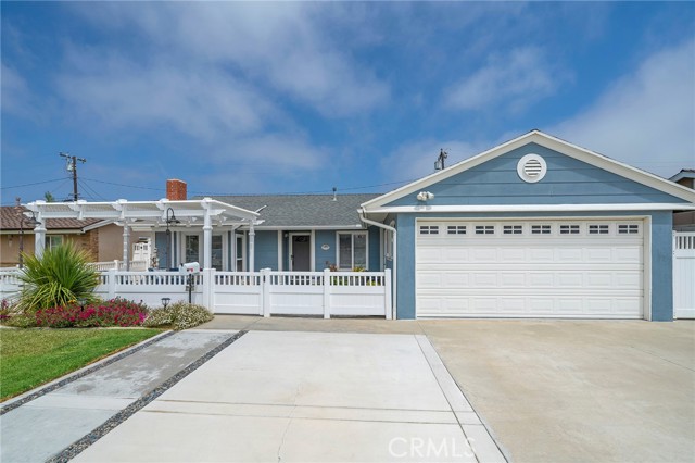 20692 Egret Ln, Huntington Beach, CA 92646