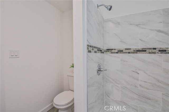 Detail Gallery Image 24 of 41 For 1335 W 68th, Los Angeles,  CA 90044 - 2 Beds | 2 Baths