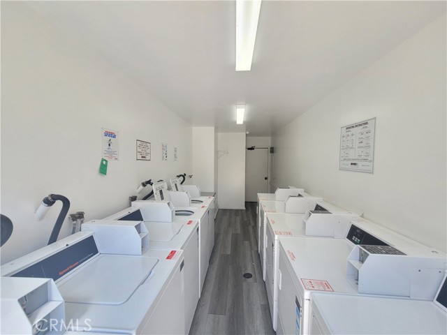 Detail Gallery Image 40 of 40 For 5301 Balboa Bld #E11,  Encino,  CA 91316 - 2 Beds | 2 Baths